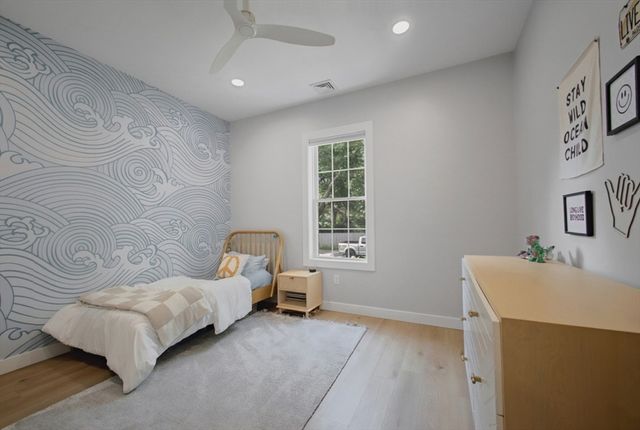 18 Willis Ave, Seekonk, MA 02771