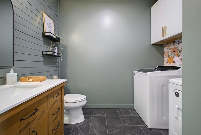 18 Willis Ave, Seekonk, MA 02771