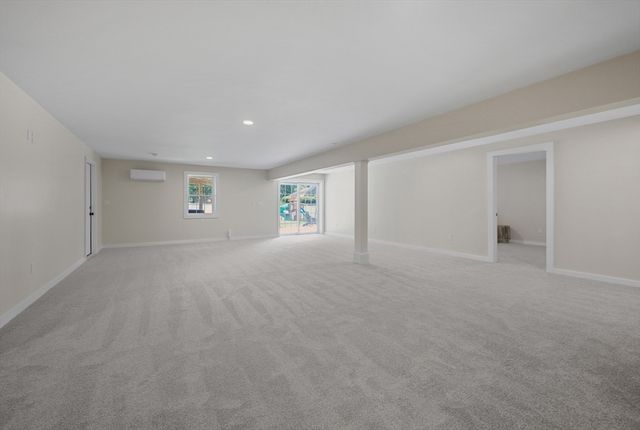 18 Willis Ave, Seekonk, MA 02771
