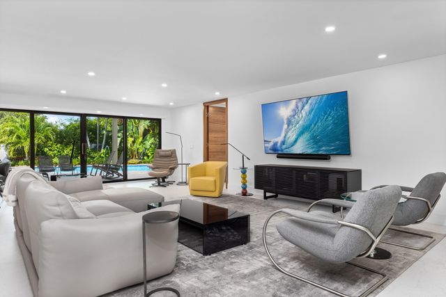 843 NE Mulberry Drive, Boca Raton, FL 33487