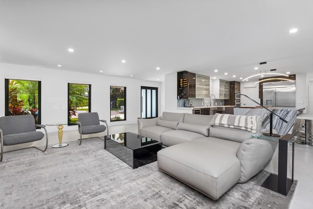 843 NE Mulberry Drive, Boca Raton, FL 33487