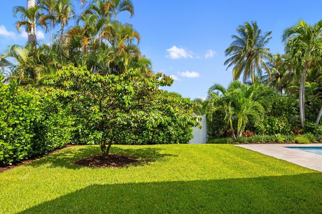 843 NE Mulberry Drive, Boca Raton, FL 33487