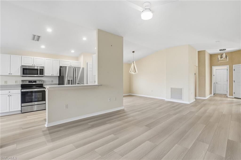10055 Oakhurst WAY, FORT MYERS, FL 33913 — photo 5