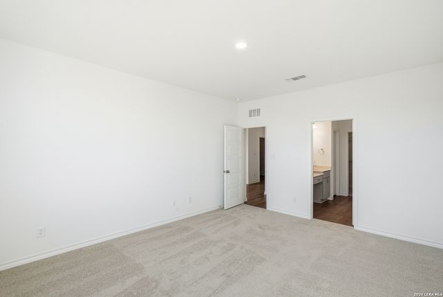 434 Nightingale Avenue, Marion, TX 78124