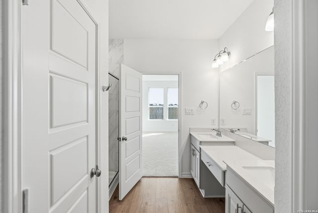 434 Nightingale Avenue, Marion, TX 78124