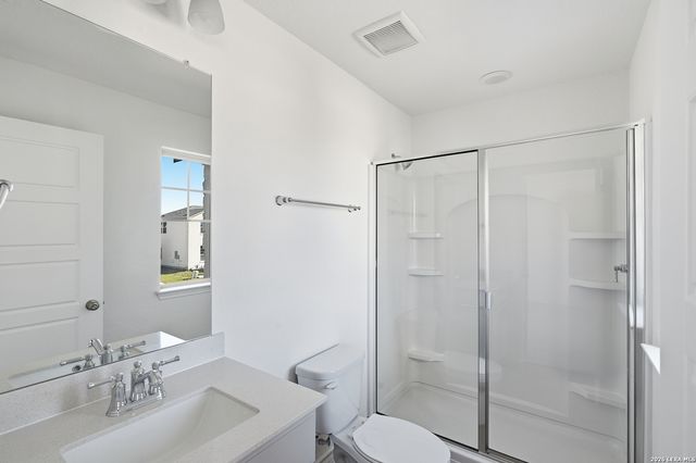 434 Nightingale Avenue, Marion, TX 78124