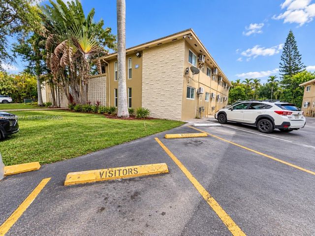 6310 SW 79th Street 3, South Miami, FL 33143