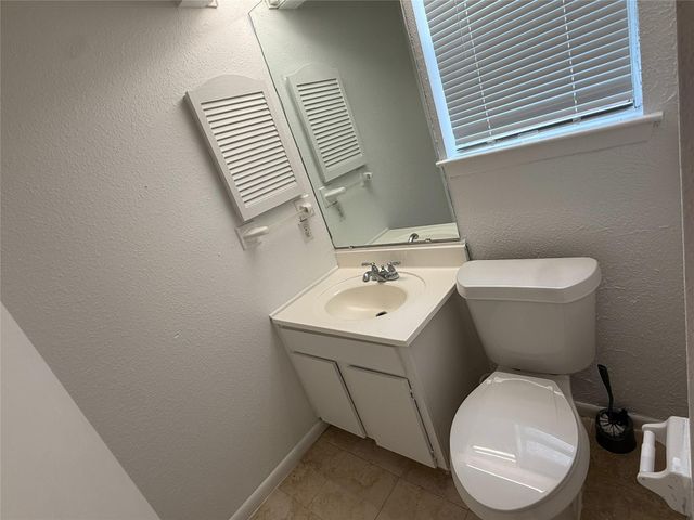 10519 Kirkglen Drive, Houston, TX 77089