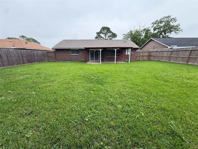 10519 Kirkglen Drive, Houston, TX 77089