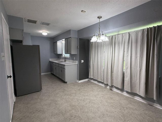 10519 Kirkglen Drive, Houston, TX 77089