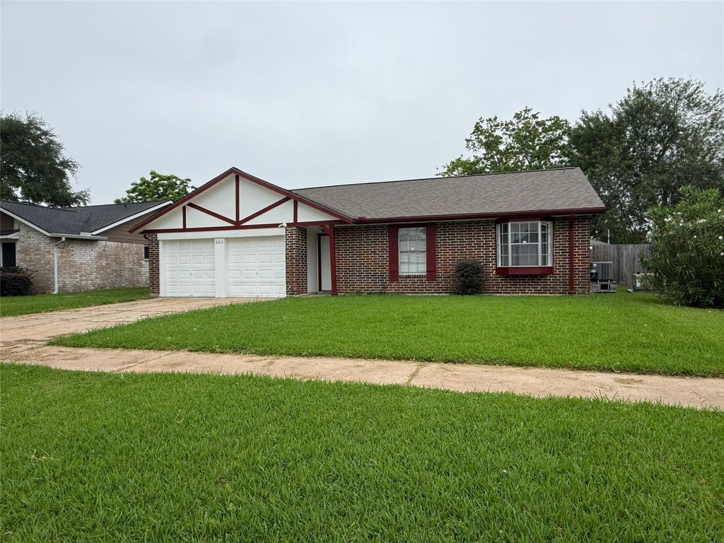 10519 Kirkglen Drive, Houston, TX 77089