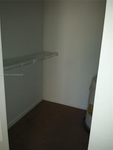 8160 GENEVA WY 316, Miami, FL 33166