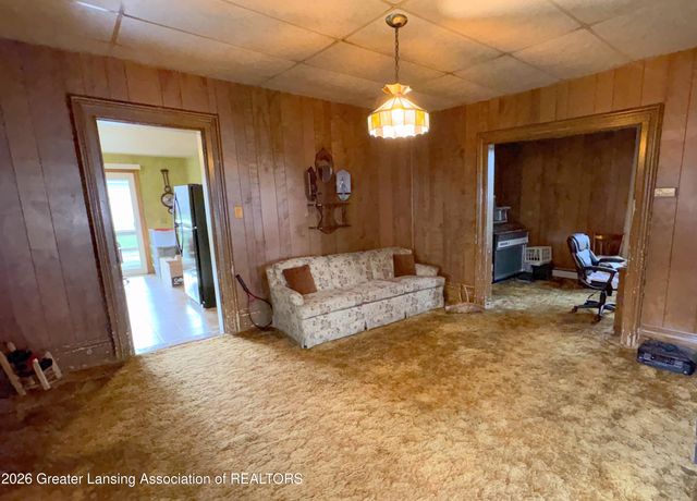 645 N Cochran Avenue, Charlotte, MI 48813