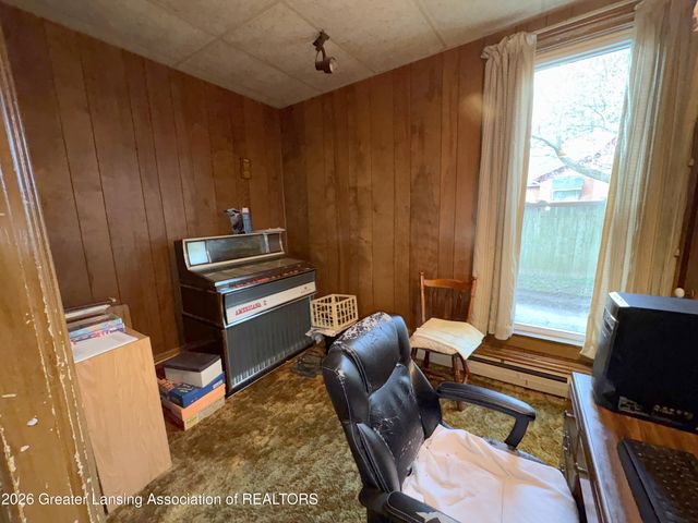 645 N Cochran Avenue, Charlotte, MI 48813