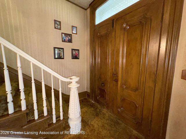 645 N Cochran Avenue, Charlotte, MI 48813