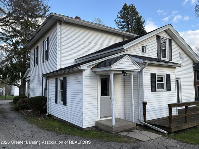 645 N Cochran Avenue, Charlotte, MI 48813
