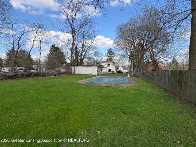 645 N Cochran Avenue, Charlotte, MI 48813
