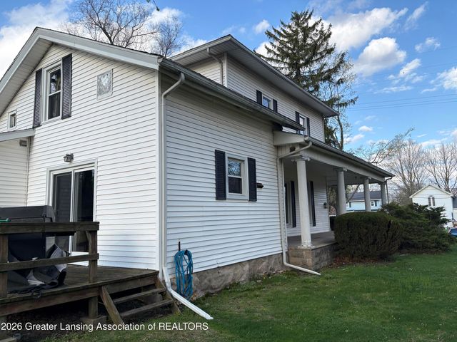 645 N Cochran Avenue, Charlotte, MI 48813
