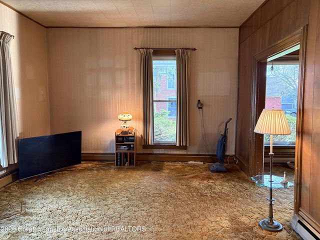 645 N Cochran Avenue, Charlotte, MI 48813