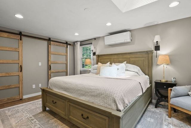 11 Barrett, Bellingham, MA 02019