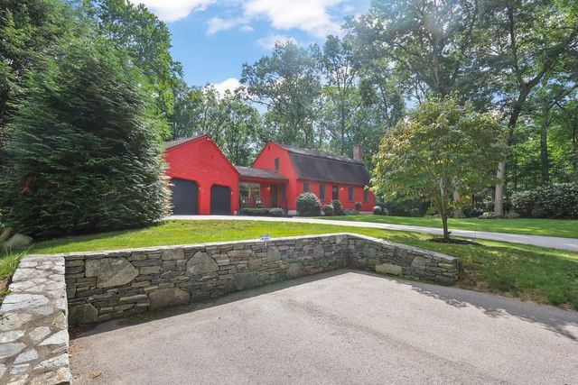 11 Barrett, Bellingham, MA 02019