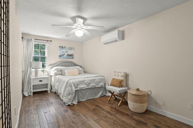 11 Barrett, Bellingham, MA 02019