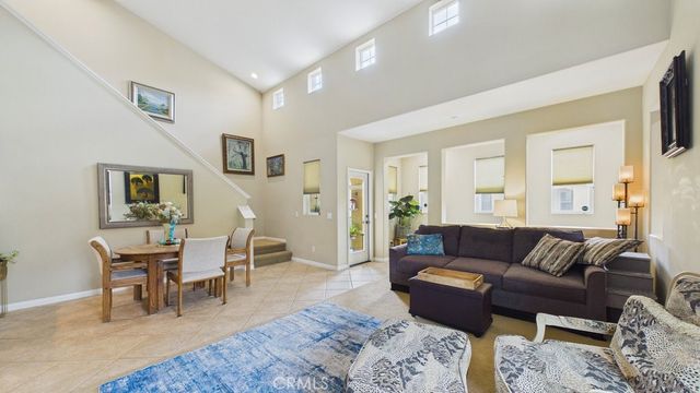 27034 Fairway, Valencia, CA 91381