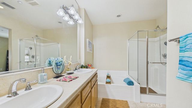 27034 Fairway, Valencia, CA 91381