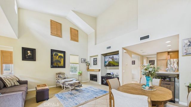 27034 Fairway, Valencia, CA 91381