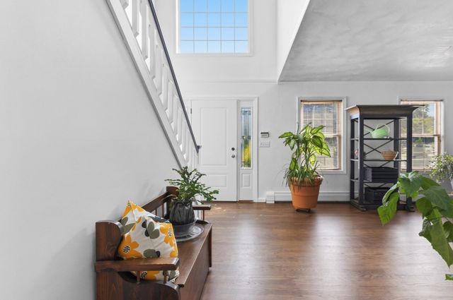 777 New Plainville Rd, New Bedford, MA 02745