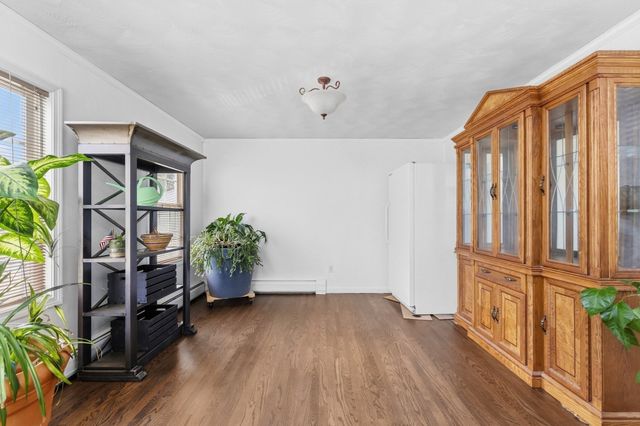 777 New Plainville Rd, New Bedford, MA 02745