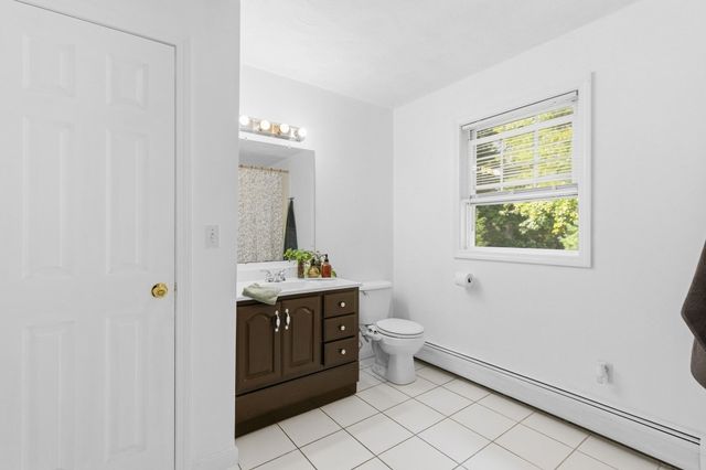 777 New Plainville Rd, New Bedford, MA 02745