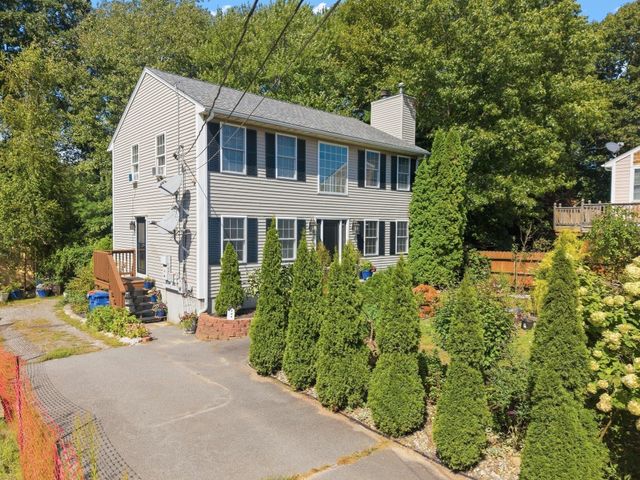 777 New Plainville Rd, New Bedford, MA 02745