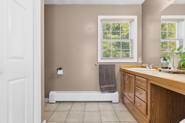 777 New Plainville Rd, New Bedford, MA 02745