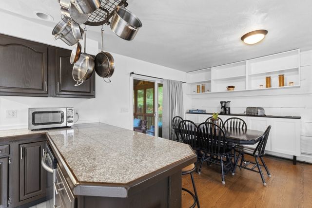 777 New Plainville Rd, New Bedford, MA 02745