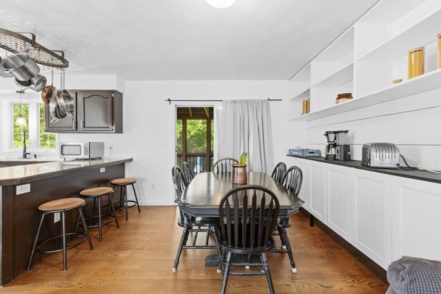 777 New Plainville Rd, New Bedford, MA 02745