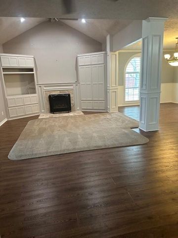 8695 N State Highway 71, El Campo, TX 77437