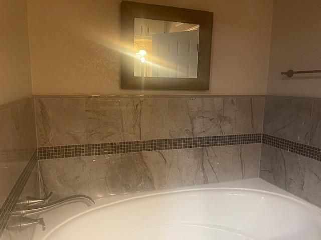 8695 N State Highway 71, El Campo, TX 77437