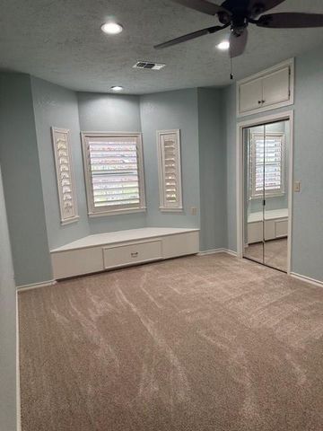 8695 N State Highway 71, El Campo, TX 77437