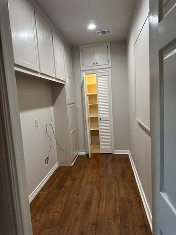 8695 N State Highway 71, El Campo, TX 77437