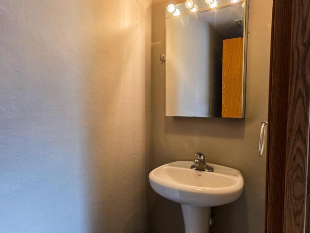 525 South STREET, Watertown, WI 53094