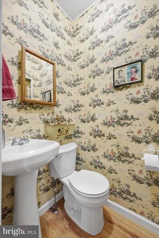 7937 PARK AVE, Elkins Park, PA 19027