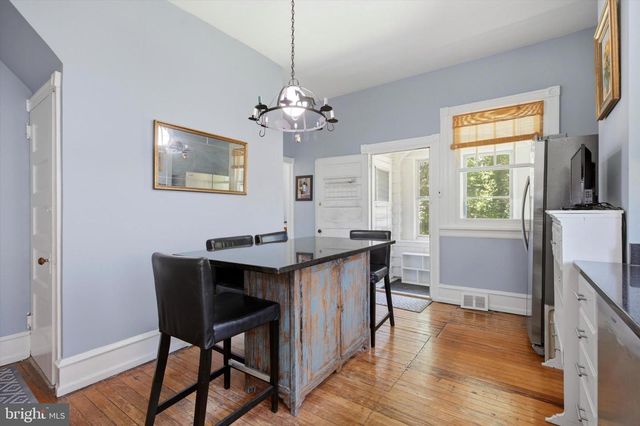 7937 PARK AVE, Elkins Park, PA 19027