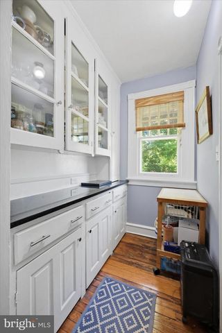 7937 PARK AVE, Elkins Park, PA 19027