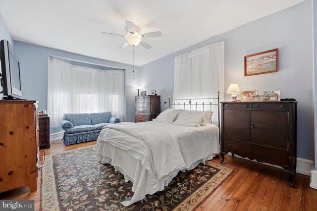 7937 PARK AVE, Elkins Park, PA 19027