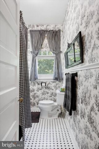 7937 PARK AVE, Elkins Park, PA 19027