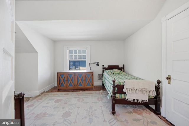 7937 PARK AVE, Elkins Park, PA 19027