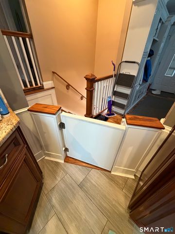 19 Gloria Place, East Haven, CT 06512