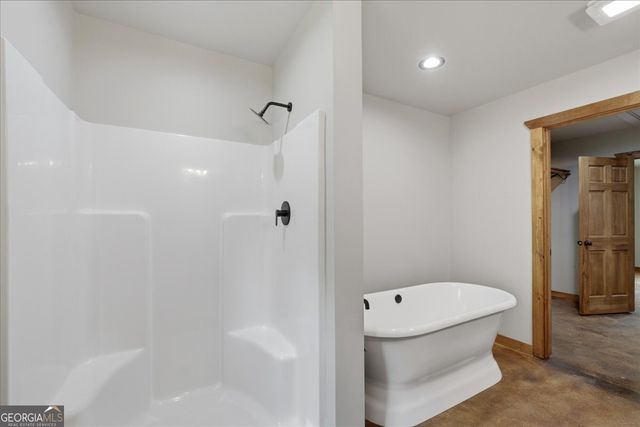 65 Bay Ct, Ellijay, GA 30540
