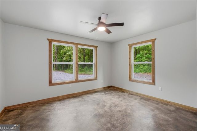65 Bay Ct, Ellijay, GA 30540
